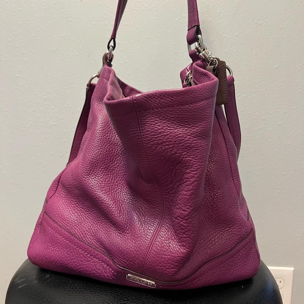 Coach Leather Shoulder Bag